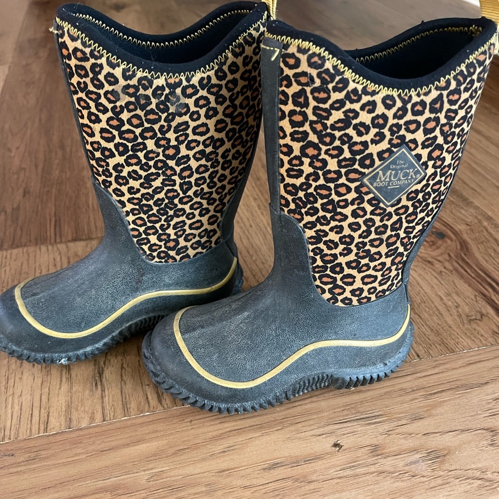 Kids' Leopard Print Muck Boots - Black and Yellow Leopard Print